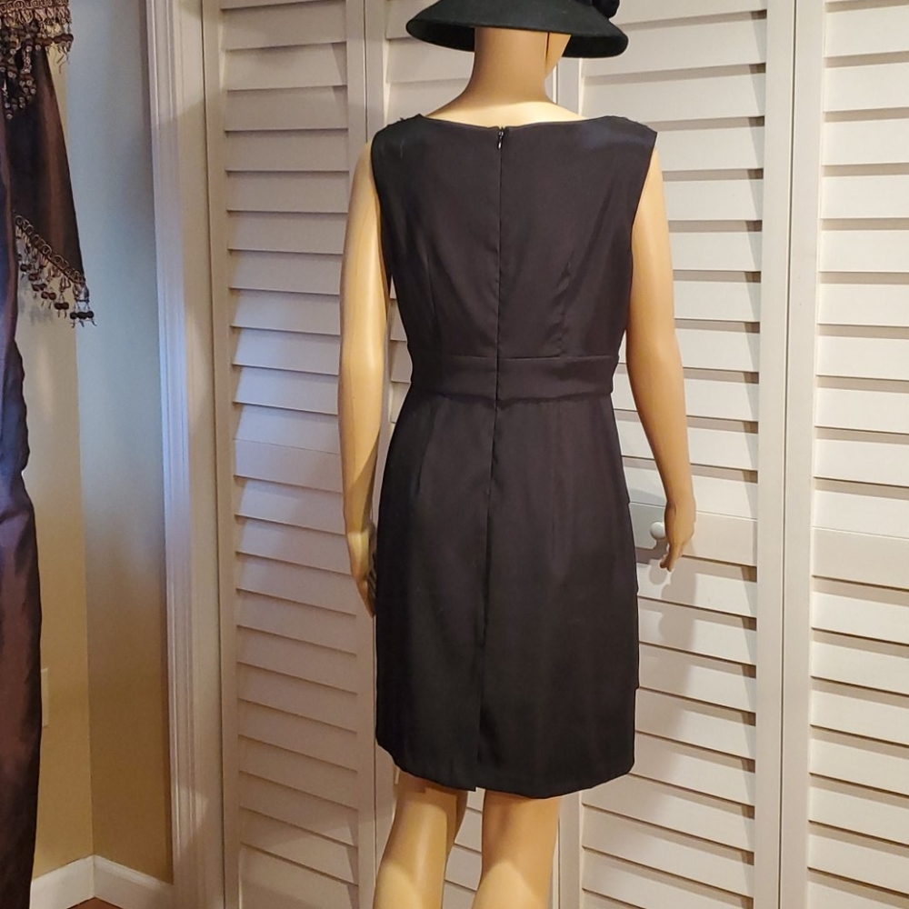Jeweled Chic--Dress - Picture 4 of 5